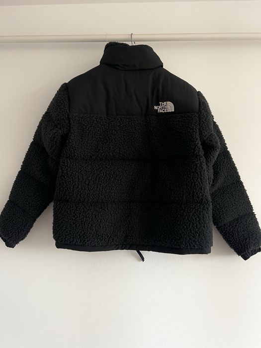 Geaca originala The North Face cu pene si puf