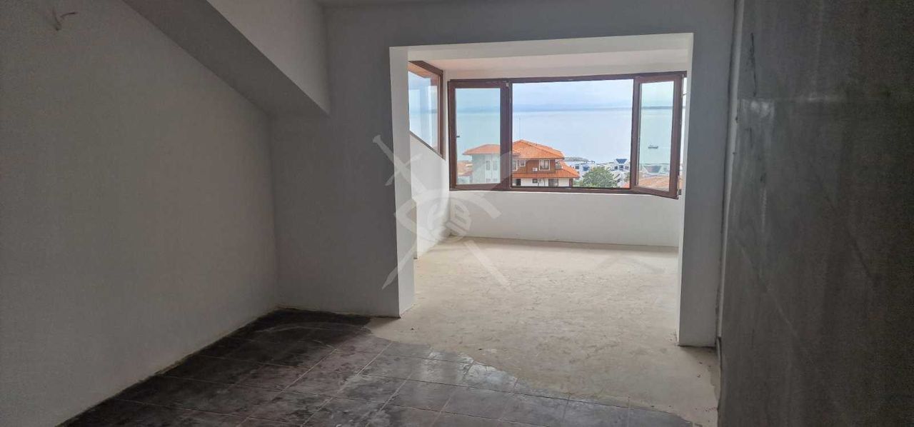 Продава се Двустаен апартамент в Свети Влас - 80 кв.м за 938 €/кв.м - Снимка #3