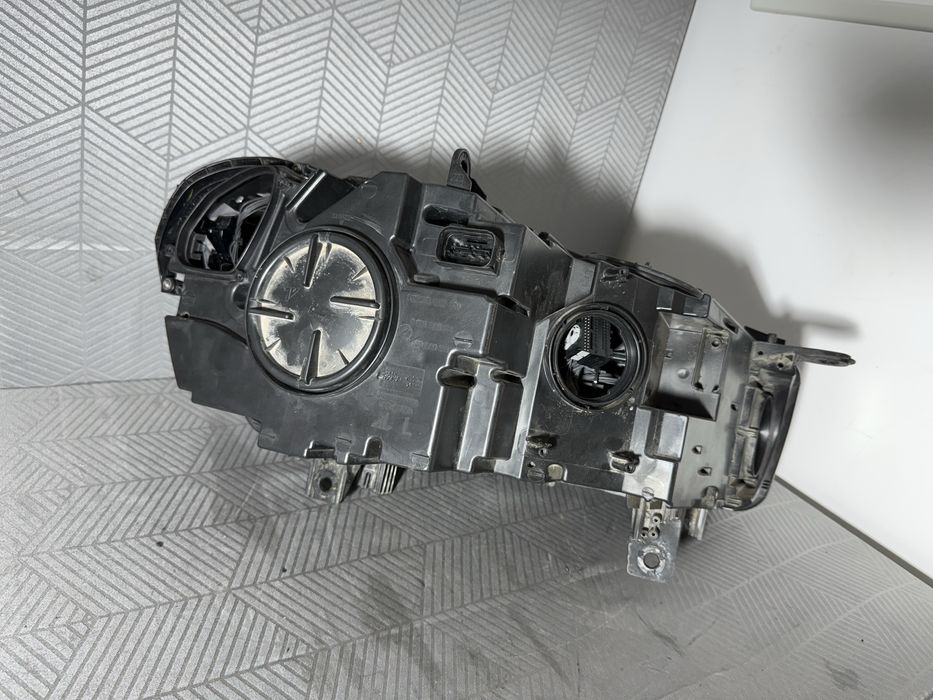 Far stanga bmw full led adaptiv x5 x6 f15
