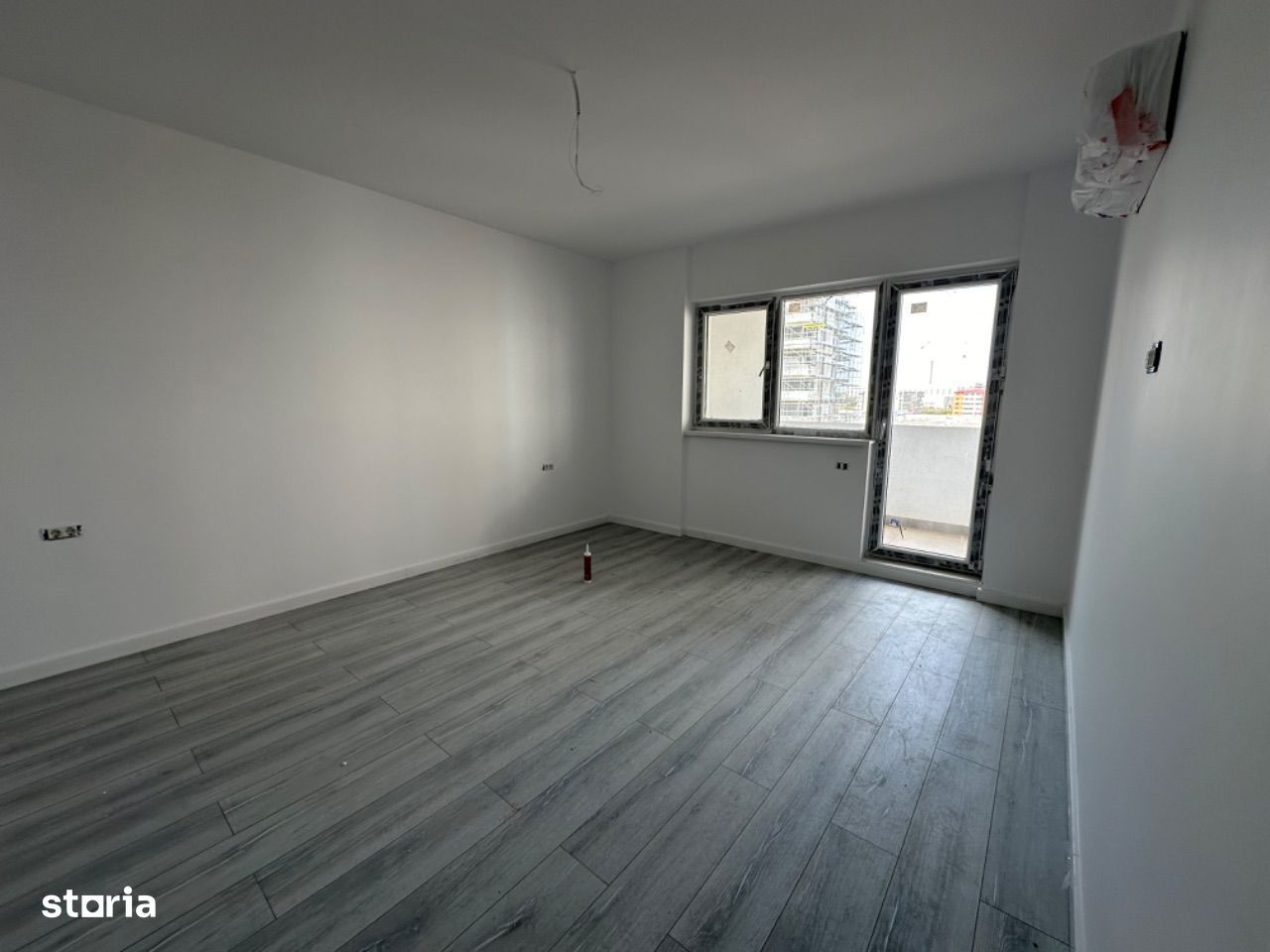 PROMOTIE/Apartament 3 camere spațios/predare la cheie/Metrou Berceni