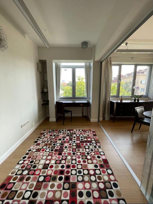 Дава се под наем Тристаен апартамент в София, Център - 100 кв.м за 1090 € - Снимка #3