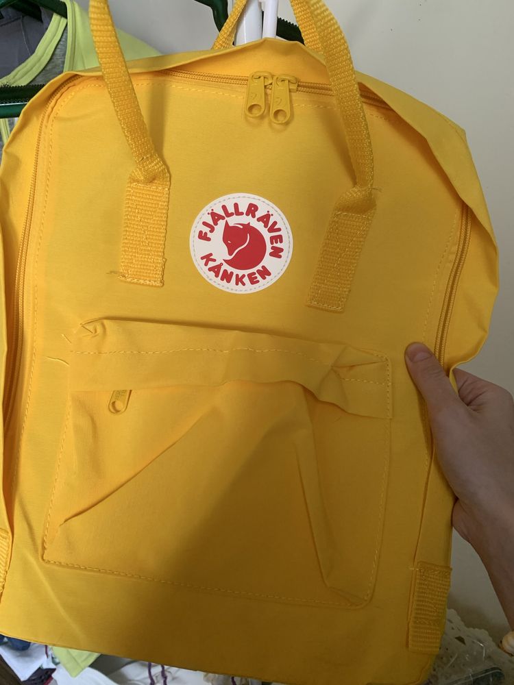 Новый рюкзак сочный желтый цвет