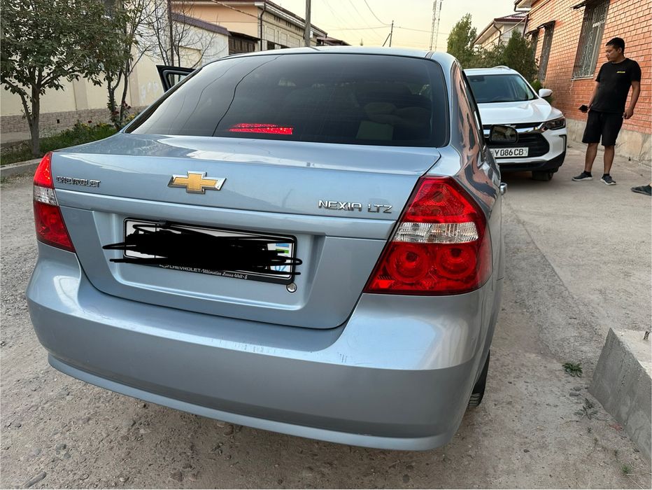 Продается нексия 3 автомат