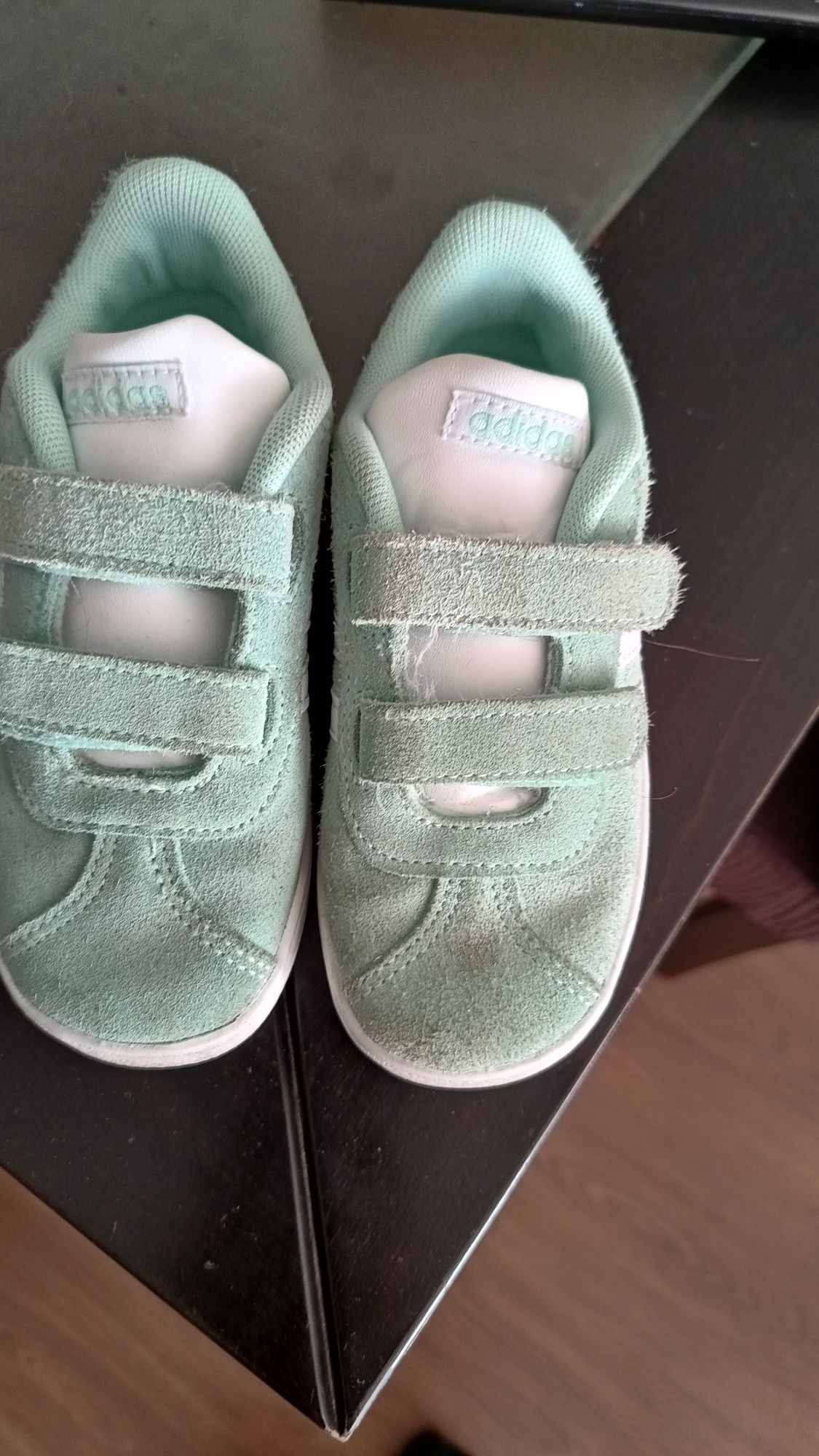 Кецове Adidas 25 1/2 цвят мента