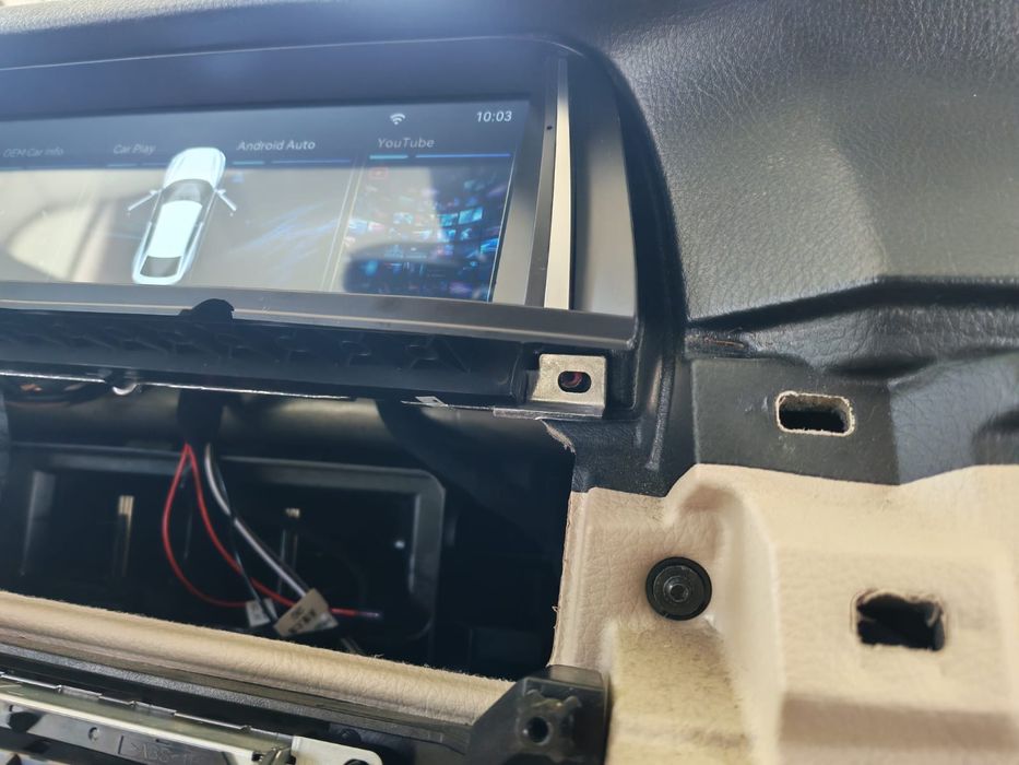 Navigatie Linux Bmw seria 7 F01 F02 CarPlay YouTube Android Auto
A fos