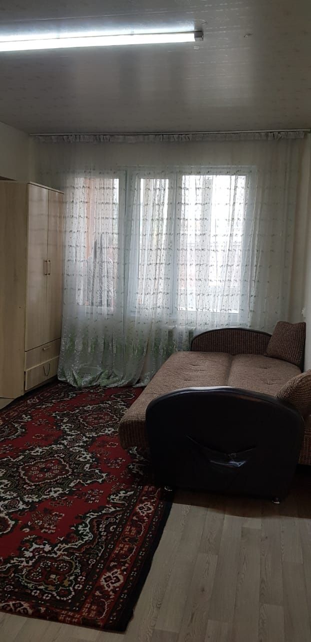 Сдам студию 25 квадратов, рядом сайран