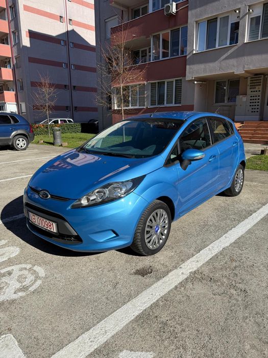 Ford fiesta 1.3 benzina an 2010