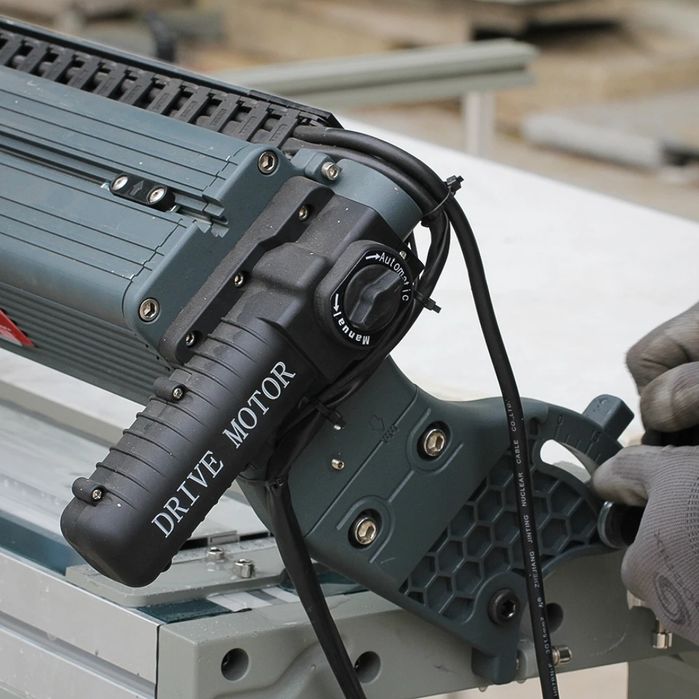 Машина за водно рязане CYP D135