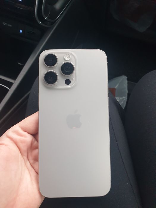 Продам Iphone 15 pro max
