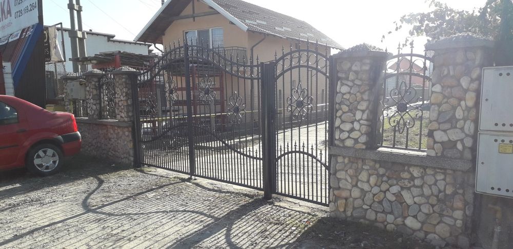 Porti garduri balustrade