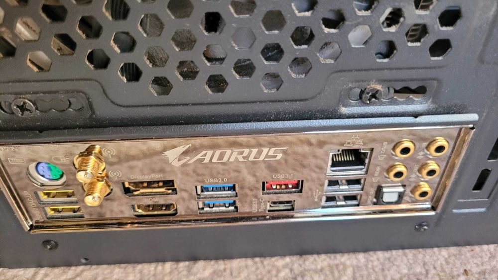 Placa de baza GIGABYTE Z370 AORUS Gaming 5 LGA 1151 deosebita