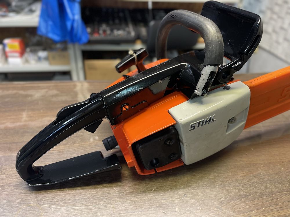 Бензинов трион STIHL 015 AV