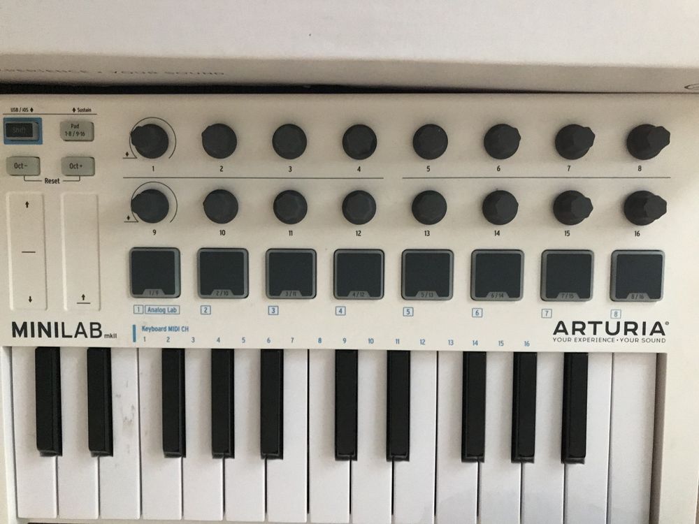 Arturia miniLab MK