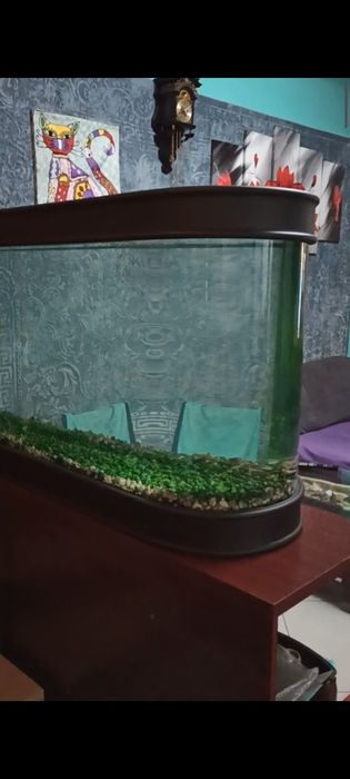 Аквариум б\у  380 л