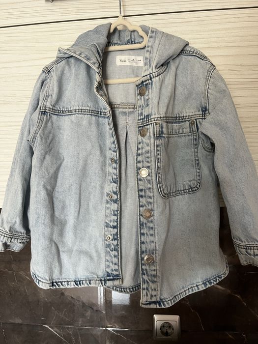 риза zara 110см без забележки