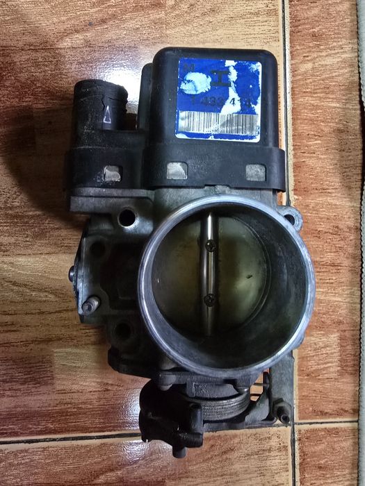 Дроссельная заслонка BMW e39