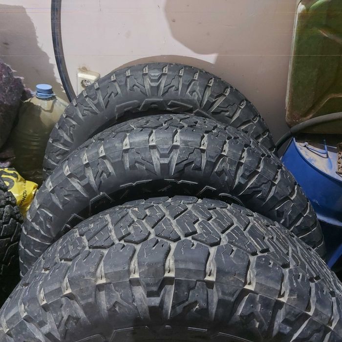 Продам шины MAXXIS RAZA AT 31/10.5/R15.
