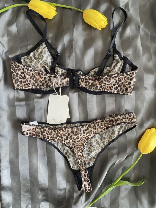 Бельо за красиви момичета L дишащо