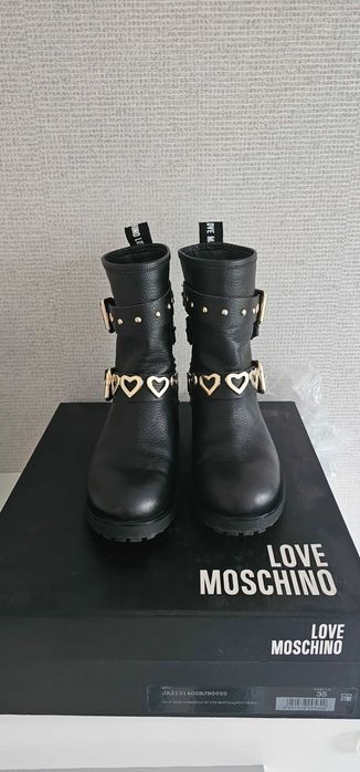 Боти Ест.кожа Love Moschino