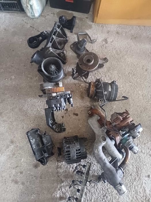 Опел виваро  на части