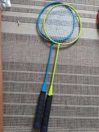 Set rachete badminton cu minge. Noi