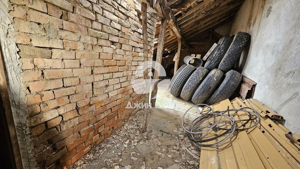 Къща в Бургас, област-с.Гюльовца площ 80 цена 85000