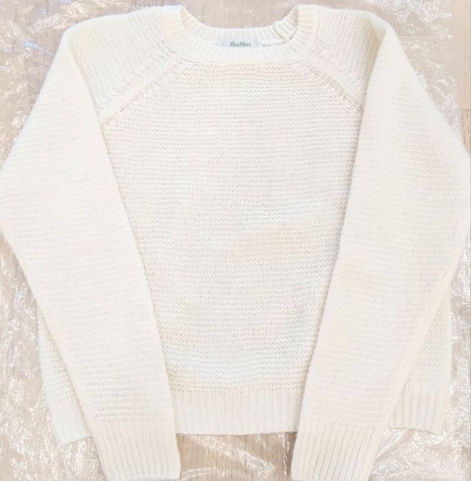 Свитер MaxMara, Италия