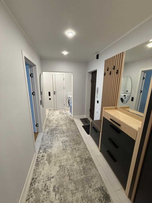 Дава се под наем Двустаен апартамент в София, Гоце Делчев - 56 кв.м за 425 € - Снимка #2