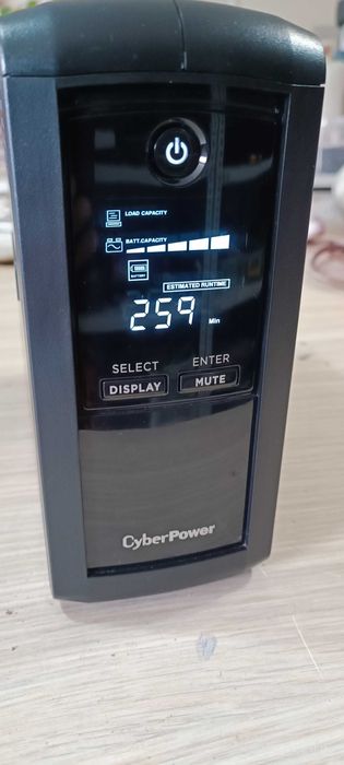 UPS fara management, CyberPower, 700VA, Negru