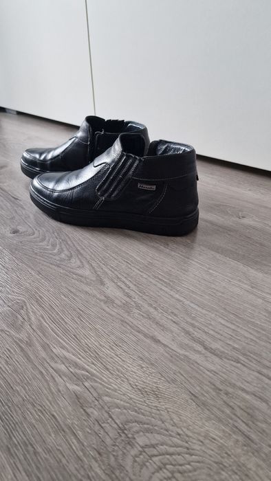 Ghete barbati îmblănite