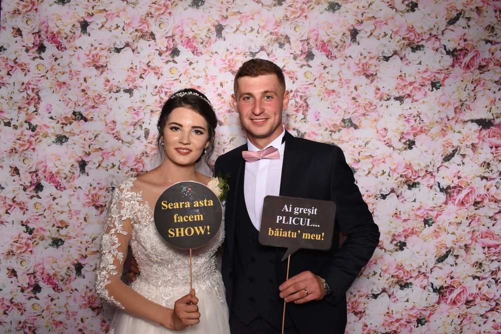 fundal foto floral, cabina foto, oglinda magica, trandafiri