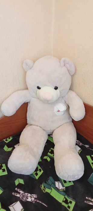 Продавам голям мечок