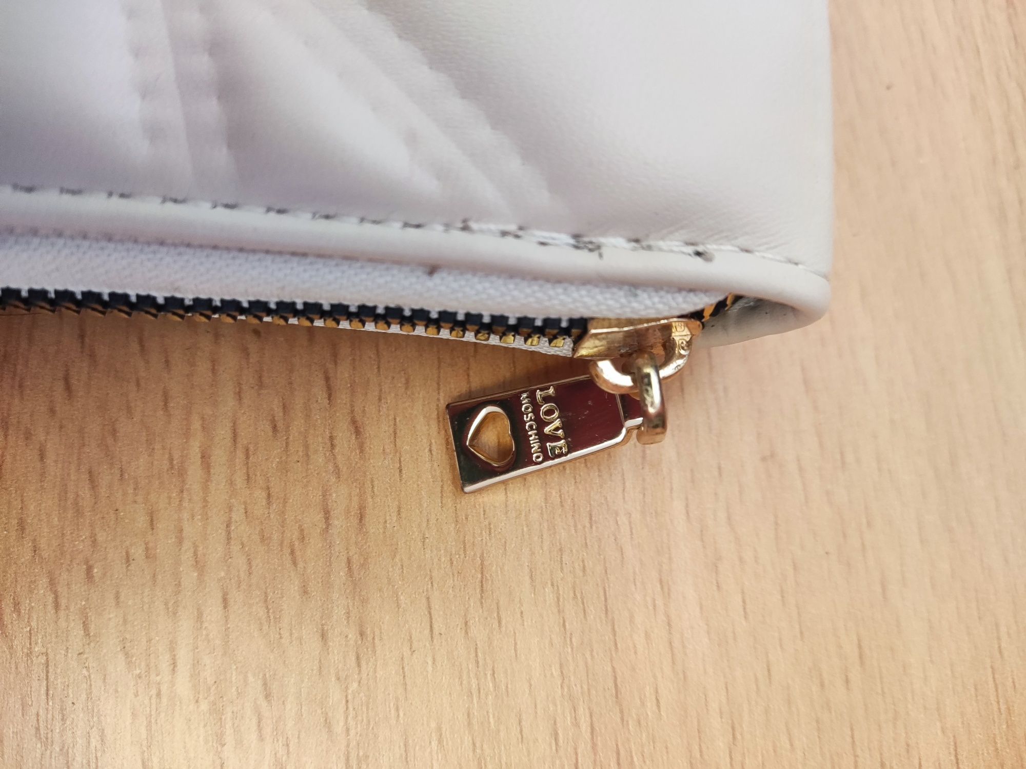 Moschino   портфейл