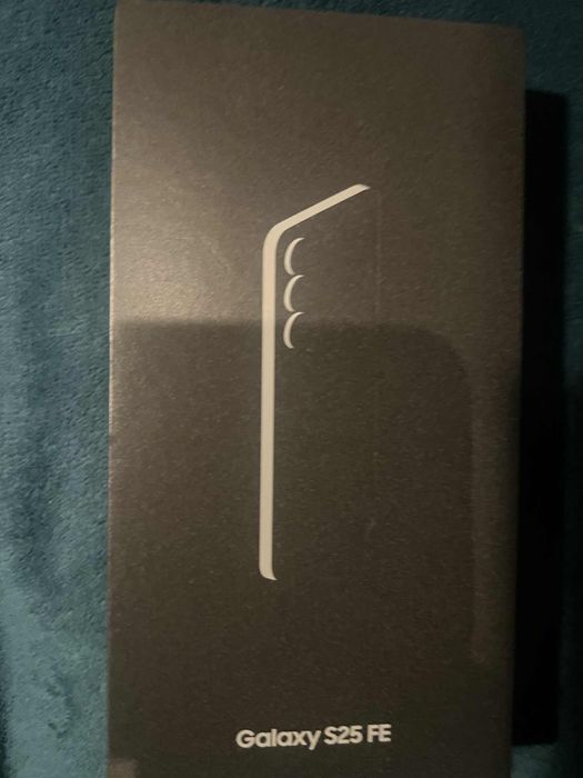 Samsung Galaxy S25 FE 125 gb Navy