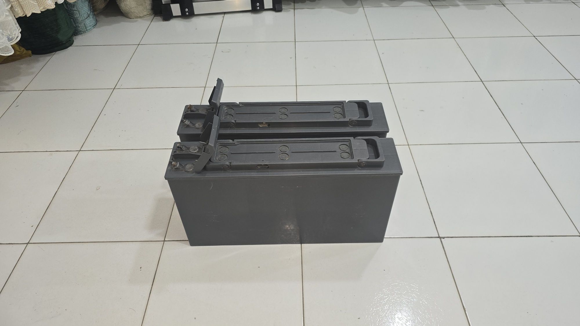 Акумлятор 150а/ч Akkumulyator 150a/h Made in Germany