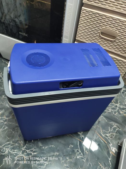 Ladă frigorifică auto 12V