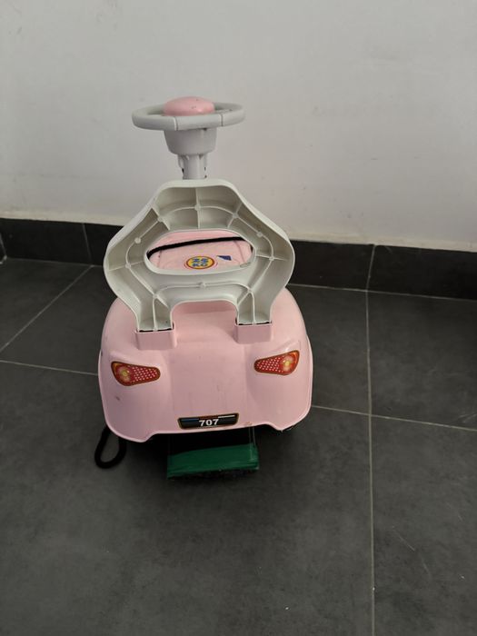 детская машинка толокар