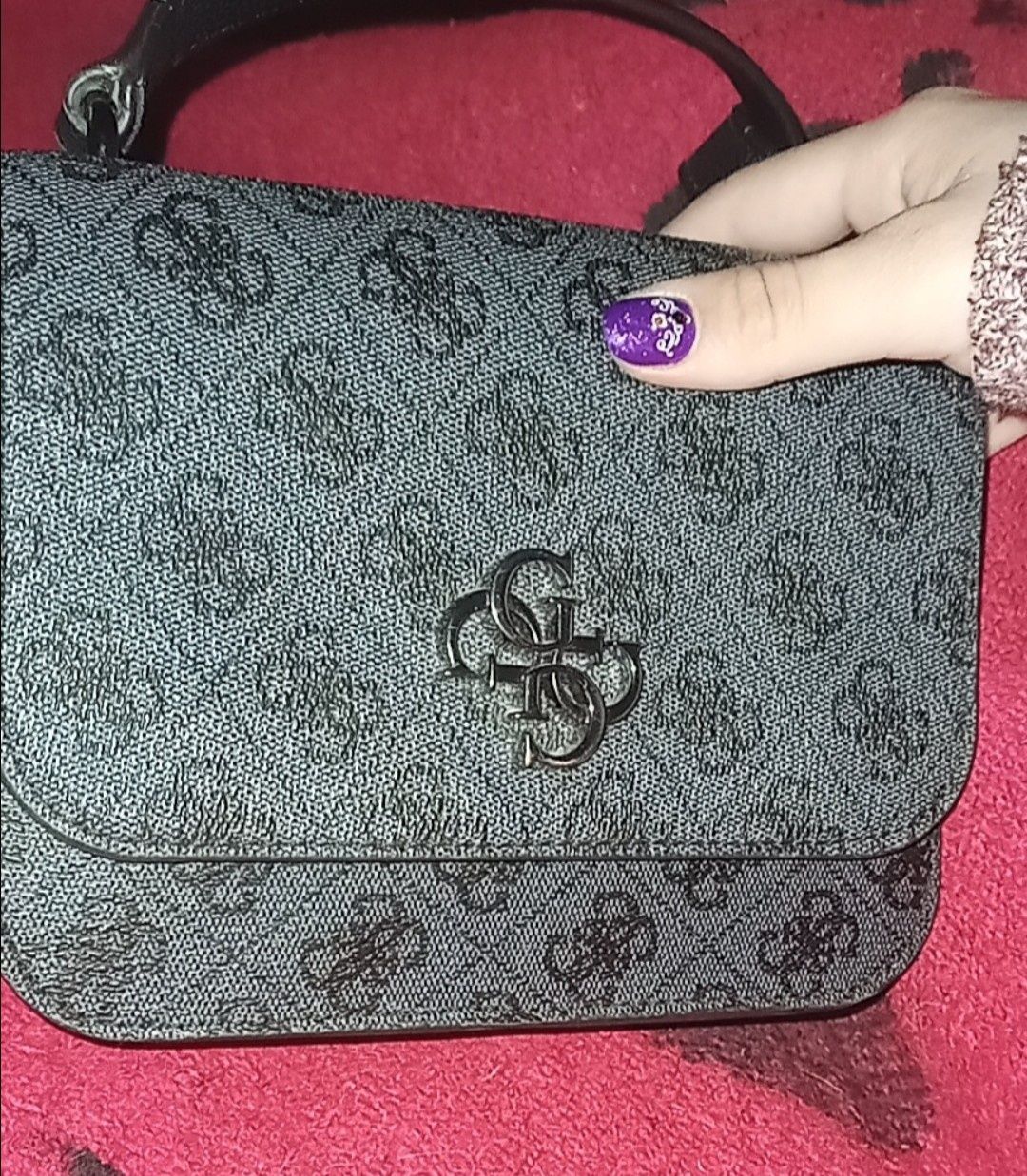 geanta guess noua