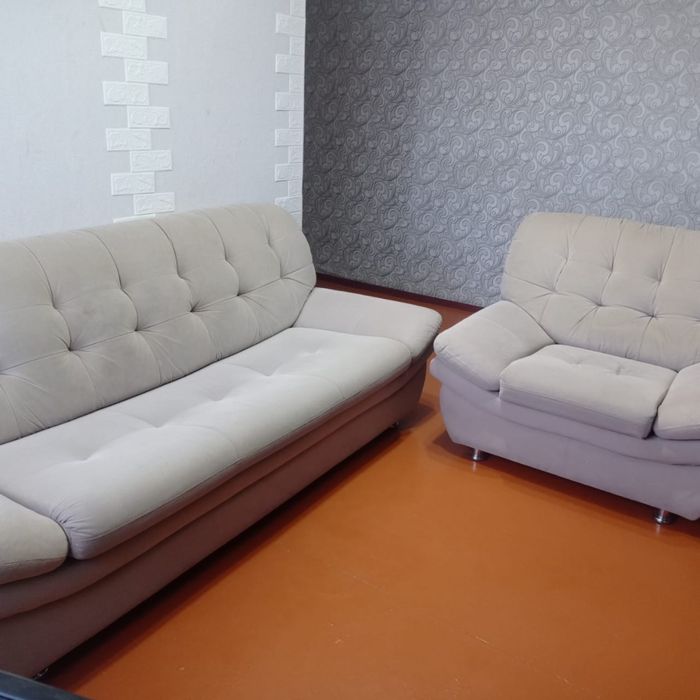 Продам диван и кресло