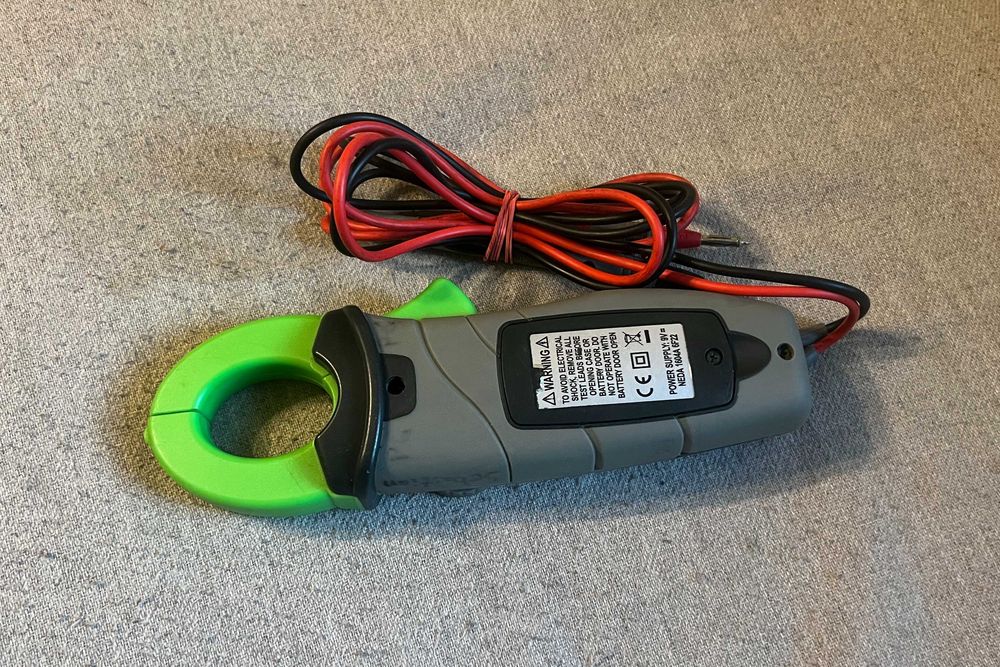 Multimetru cu clema cleste Elma 9015 True RMS AC DC 1000V curent 600A