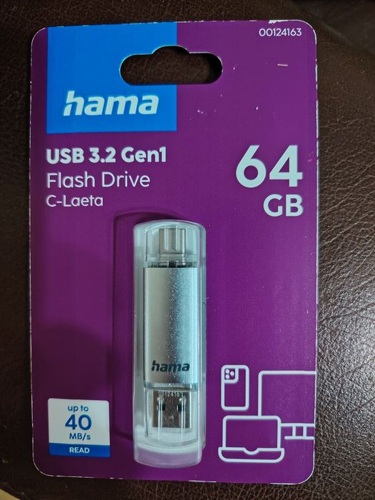Флаш памет 64 GB