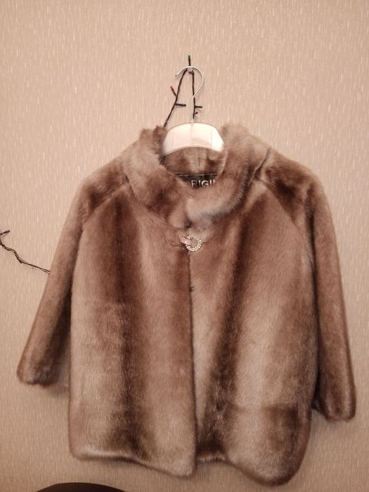 Продам шубу искусственую под норку