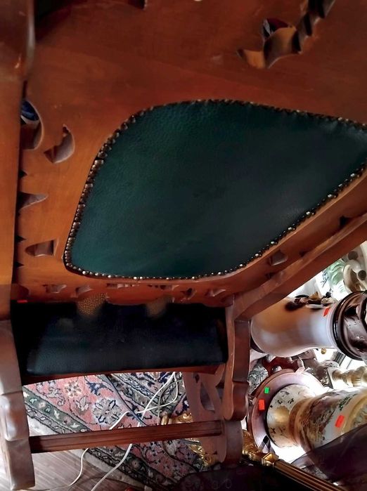 масивно дървено люлеещо кресло