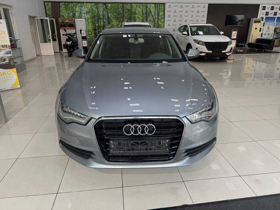 AUDI A6, 2011 года выпуска