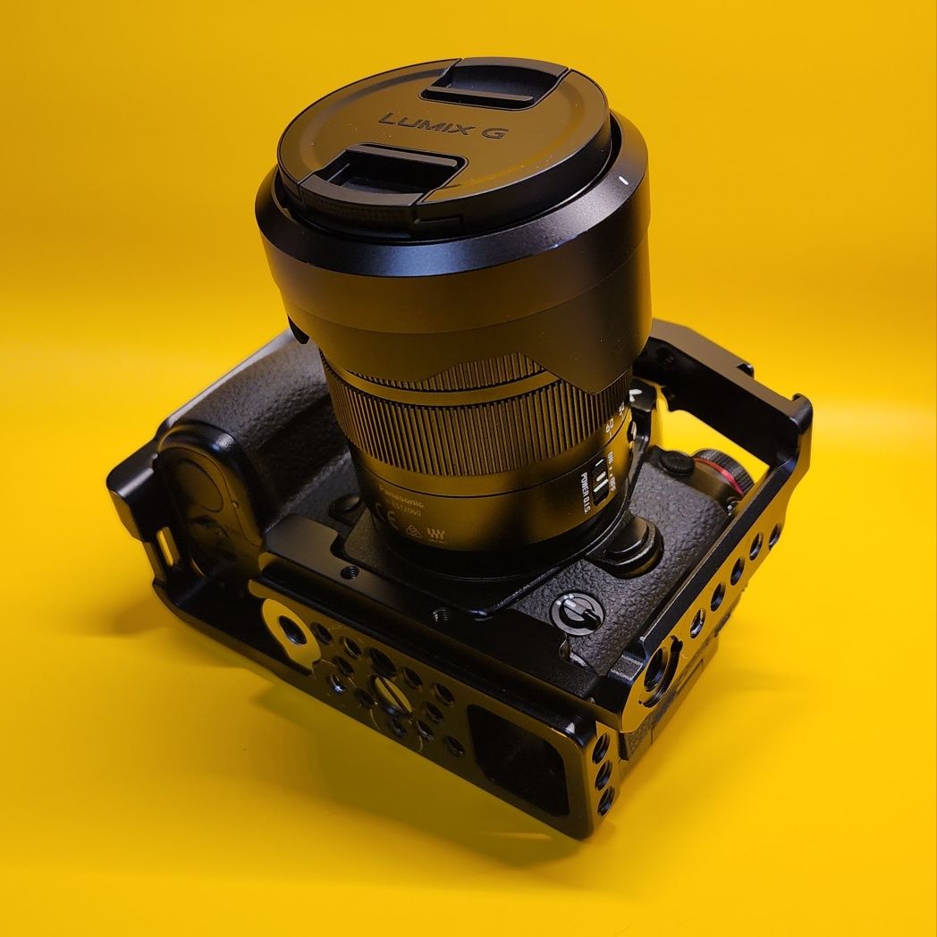 Panasonic G9 + 3 obiective, cage, adaptoare etc