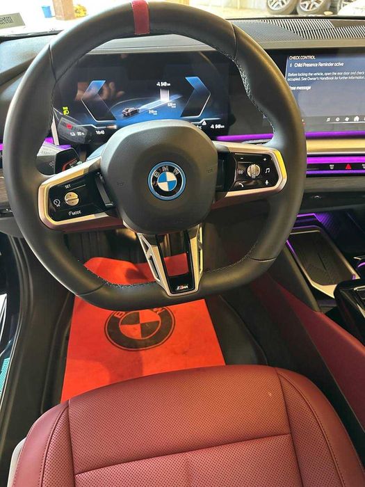 BMW i5 50l natariusga tayyor