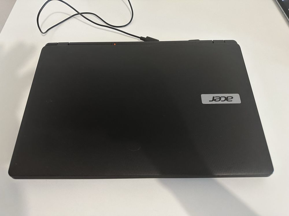 Acer Aspire ES1-512
