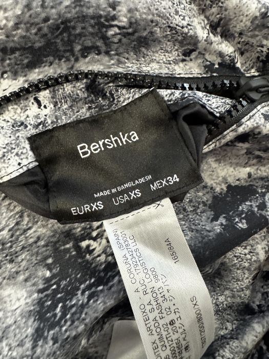 Ветровка с две Лица Bershka р-р XS/S