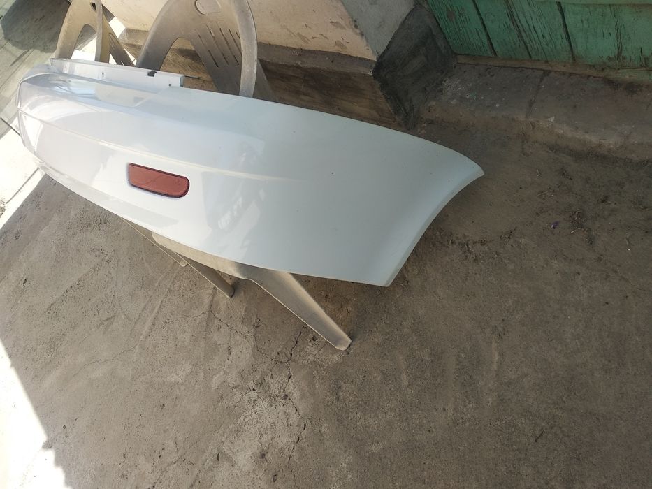 Продается задний бампер приора седан