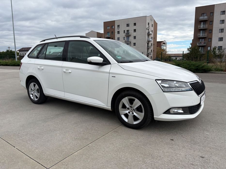 Skoda Fabia Skoda Fabia Full-Navi-Clima-Jante-Carlig-RAR-Garantie 6 luni